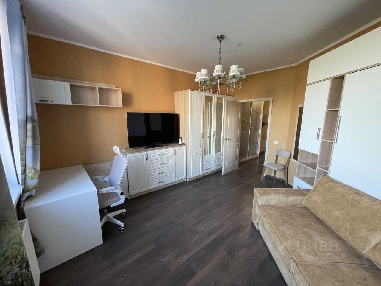 1-комнатная квартира, 42 м² — фотография 2