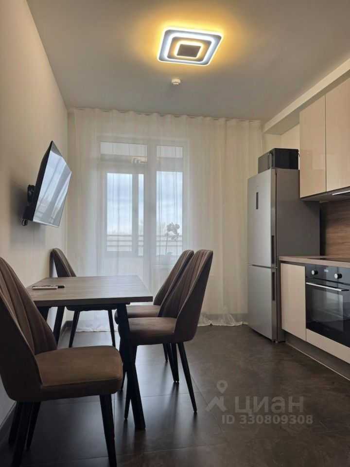 2-комнатная квартира, 62,2 м² — фотография 2
