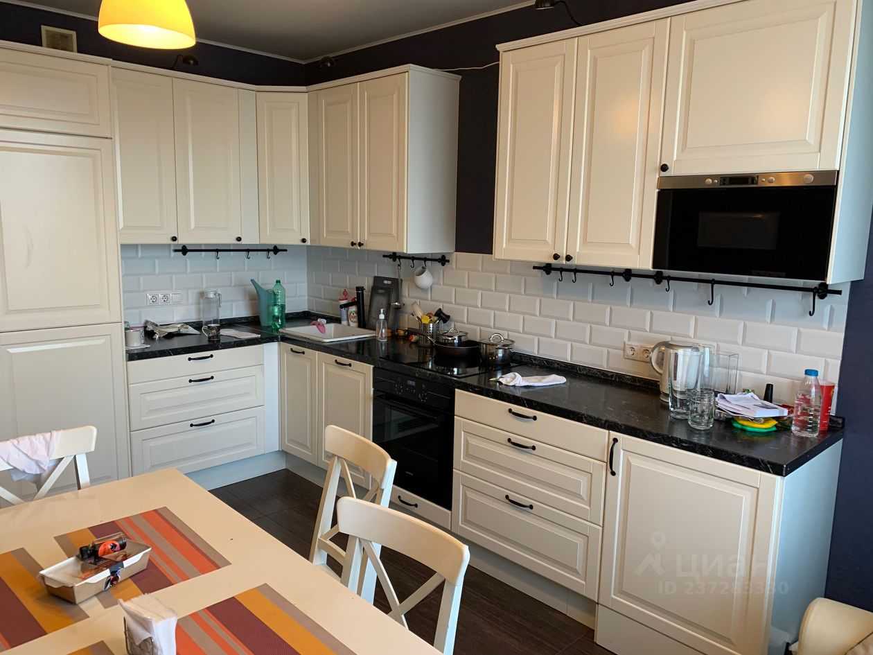 2-комнатная квартира, 82 м² — фотография 3