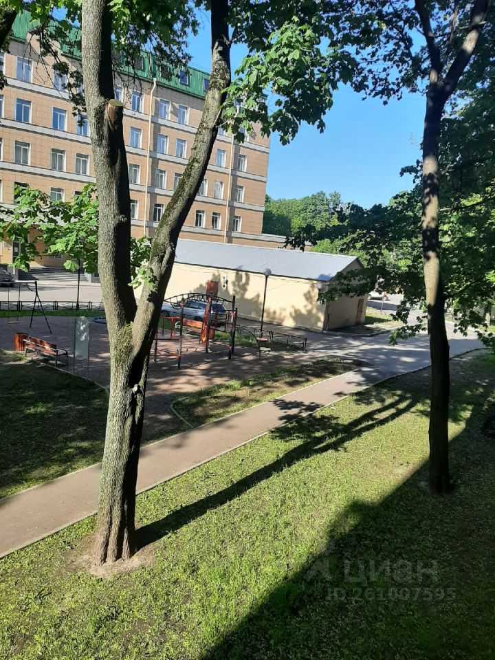 2-комнатная квартира, 72 м² — фотография 3