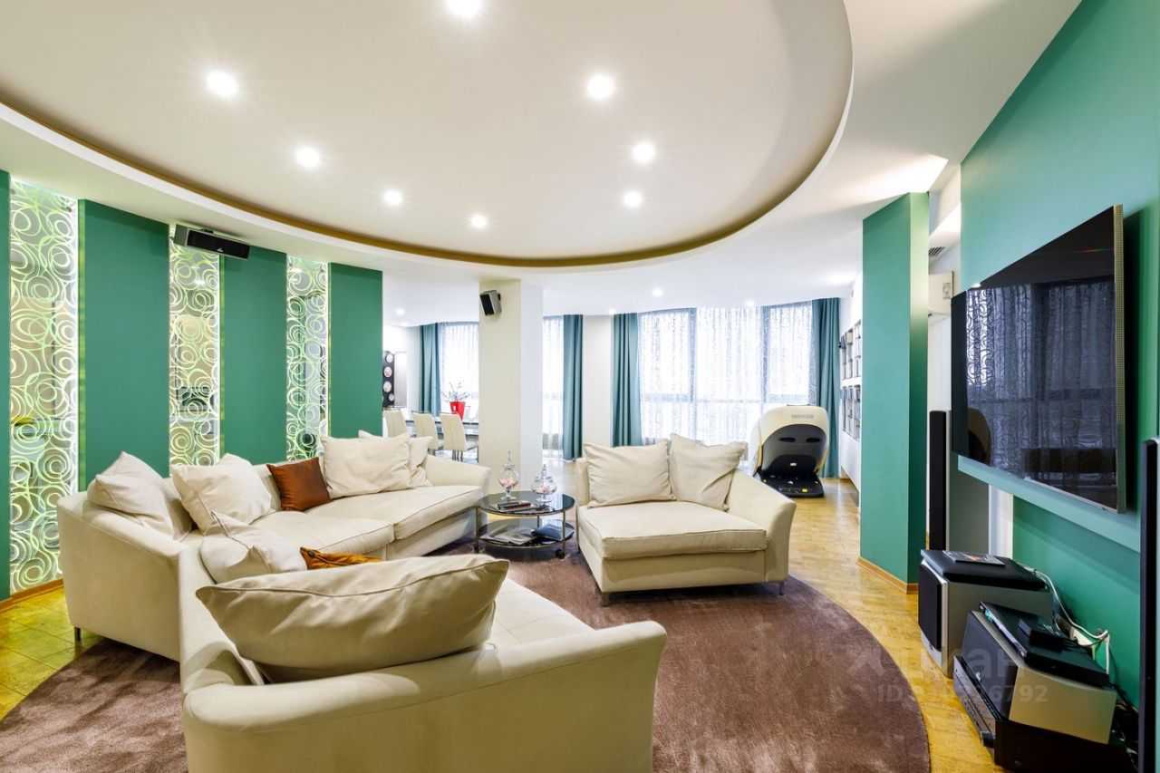 4-комнатная квартира, 200 м² — фотография 2