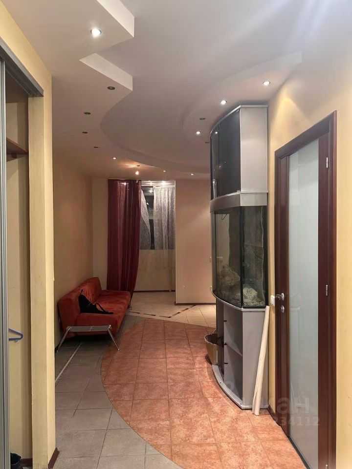2-комнатная квартира, 120 м² — фотография 3