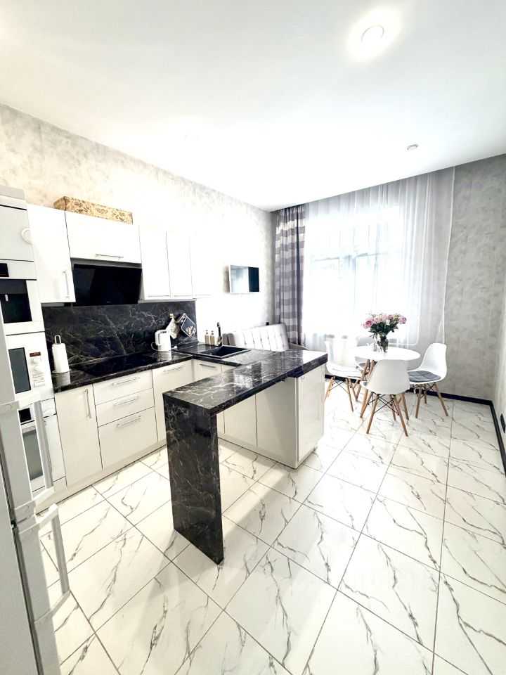 1-комнатная квартира, 51 м² — фотография 2