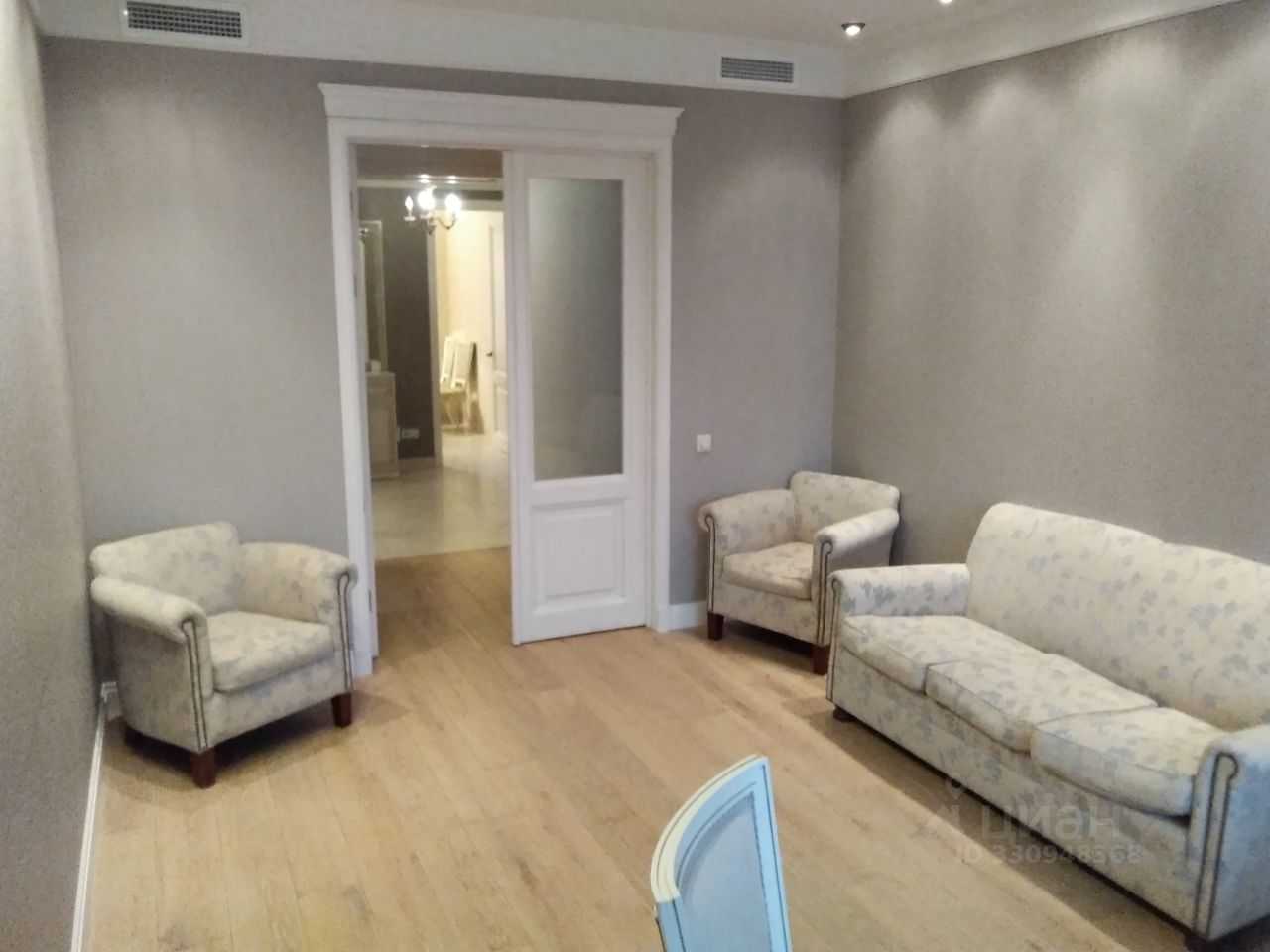 4-комнатная квартира, 107 м² — фотография 2