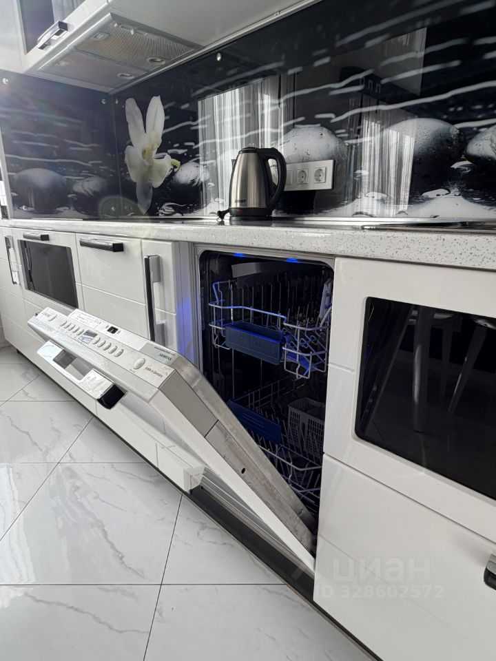 1-комнатная квартира, 53 м² — фотография 2