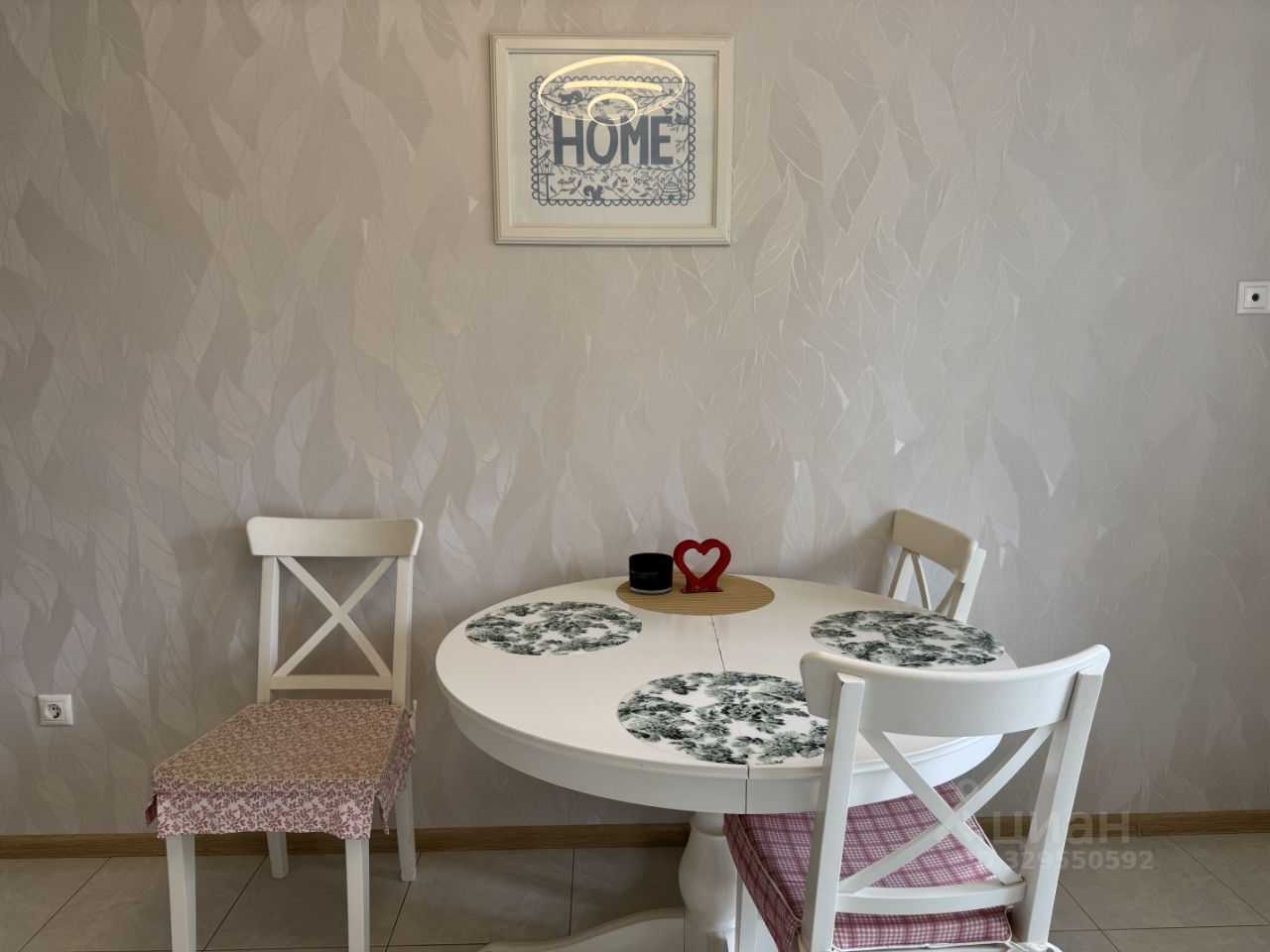 2-комнатная квартира, 65 м² — фотография 2