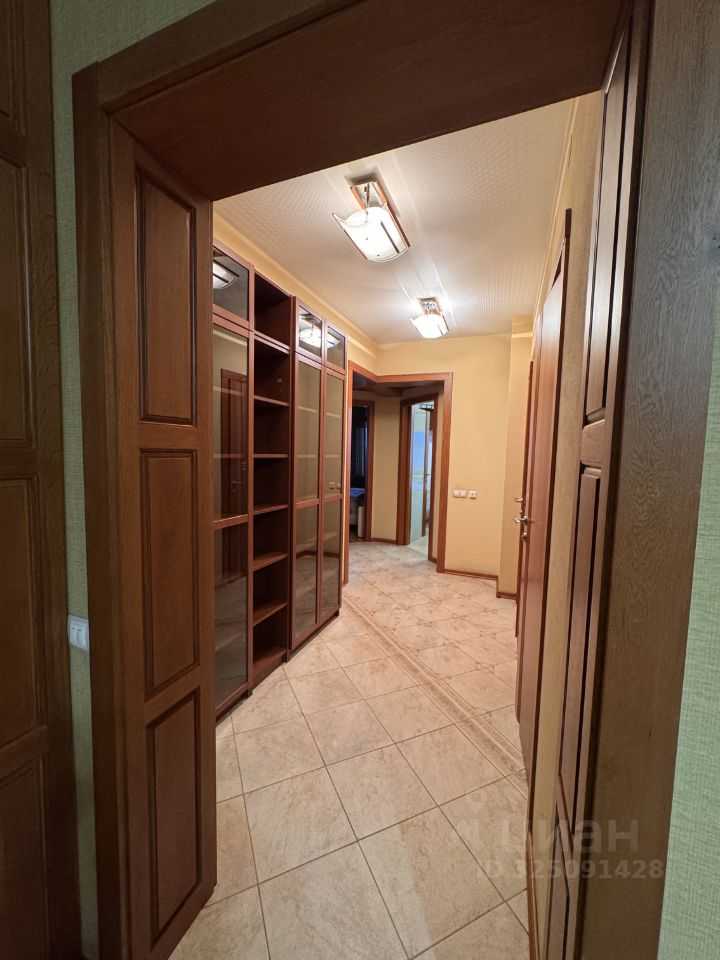 3-комнатная квартира, 104 м² — фотография 3