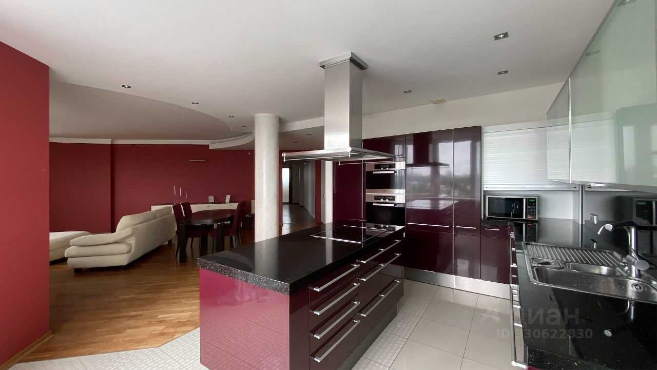 3-комнатная квартира, 150 м²