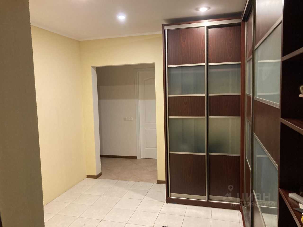 2-комнатная квартира, 88 м² — фотография 3