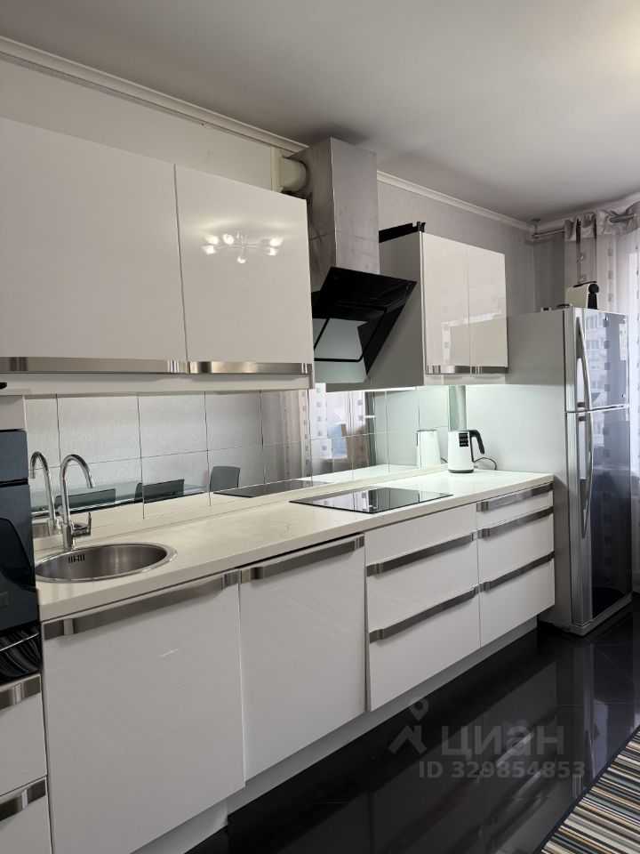 3-комнатная квартира, 88 м² — фотография 3