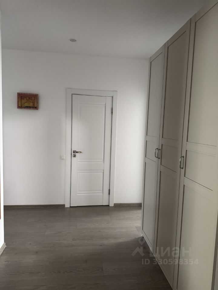 2-комнатная квартира, 64 м² — фотография 2