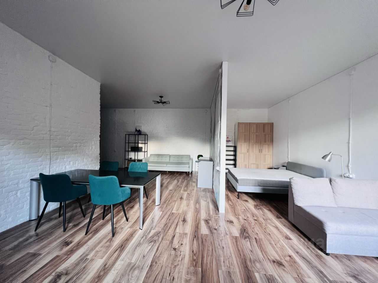 2-комнатная квартира, 96 м² — фотография 2