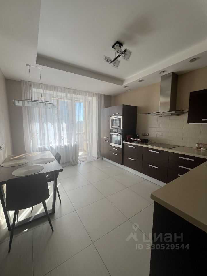 2-комнатная квартира, 83 м²