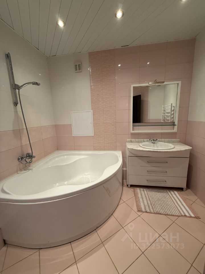 2-комнатная квартира, 80 м² — фотография 3