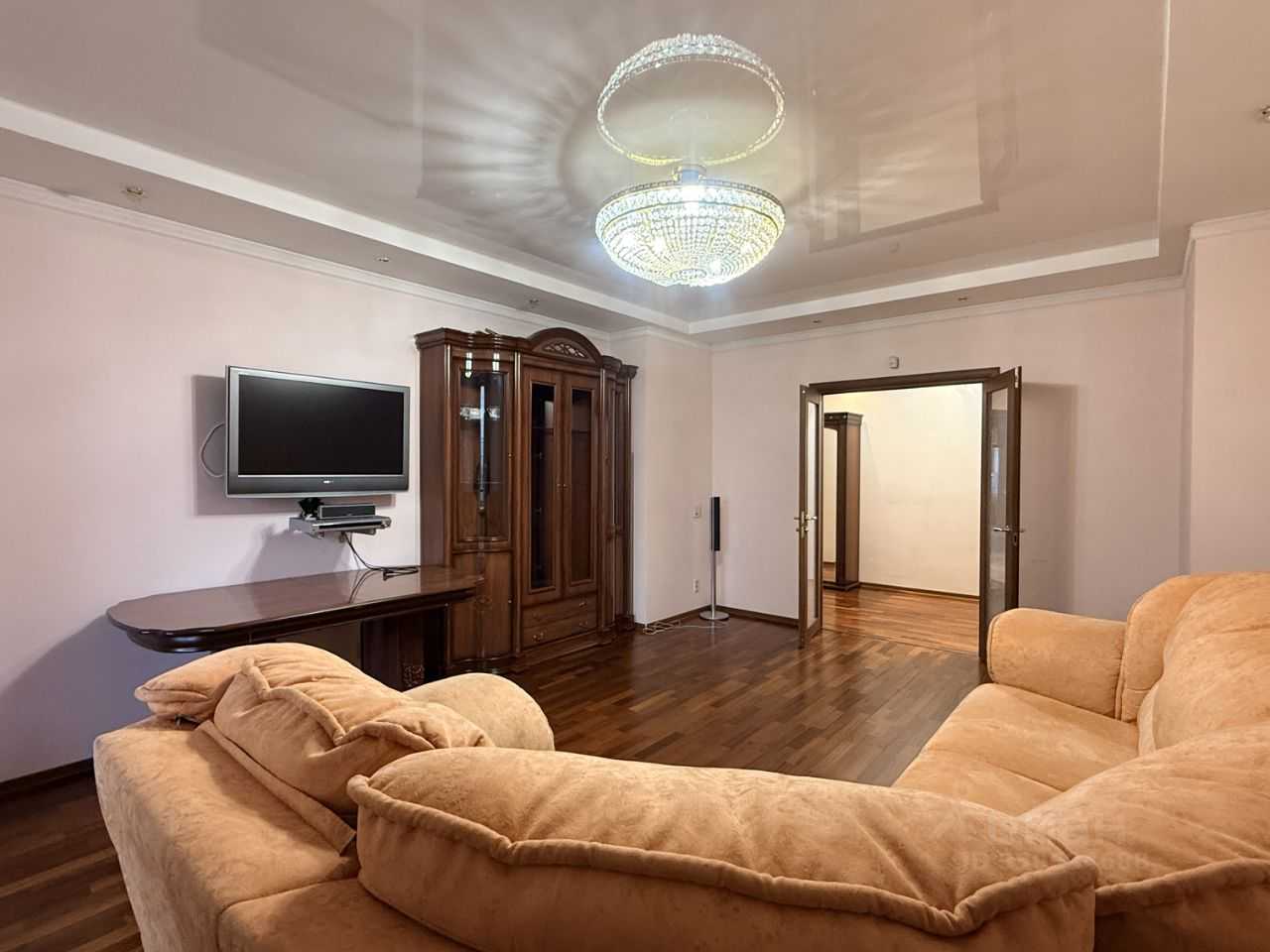 3-комнатная квартира, 107 м² — фотография 3