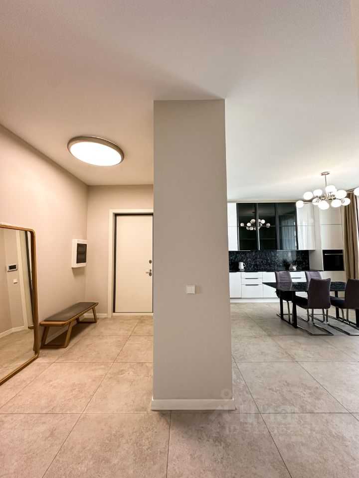 2-комнатная квартира, 107,8 м² — фотография 2