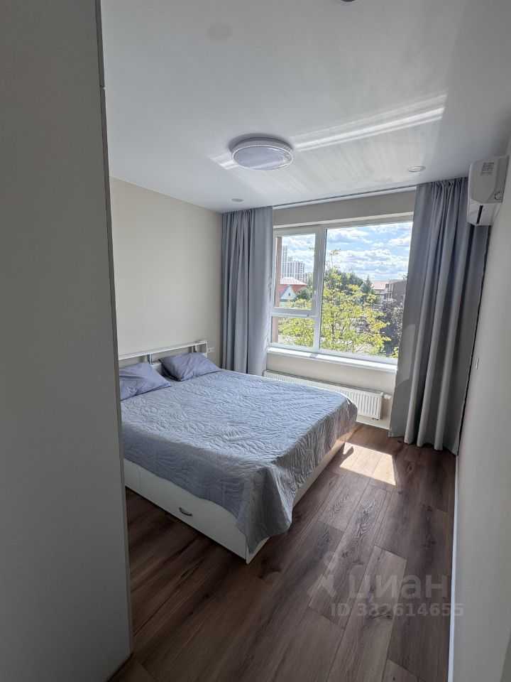 1-комнатная квартира, 42 м² — фотография 3