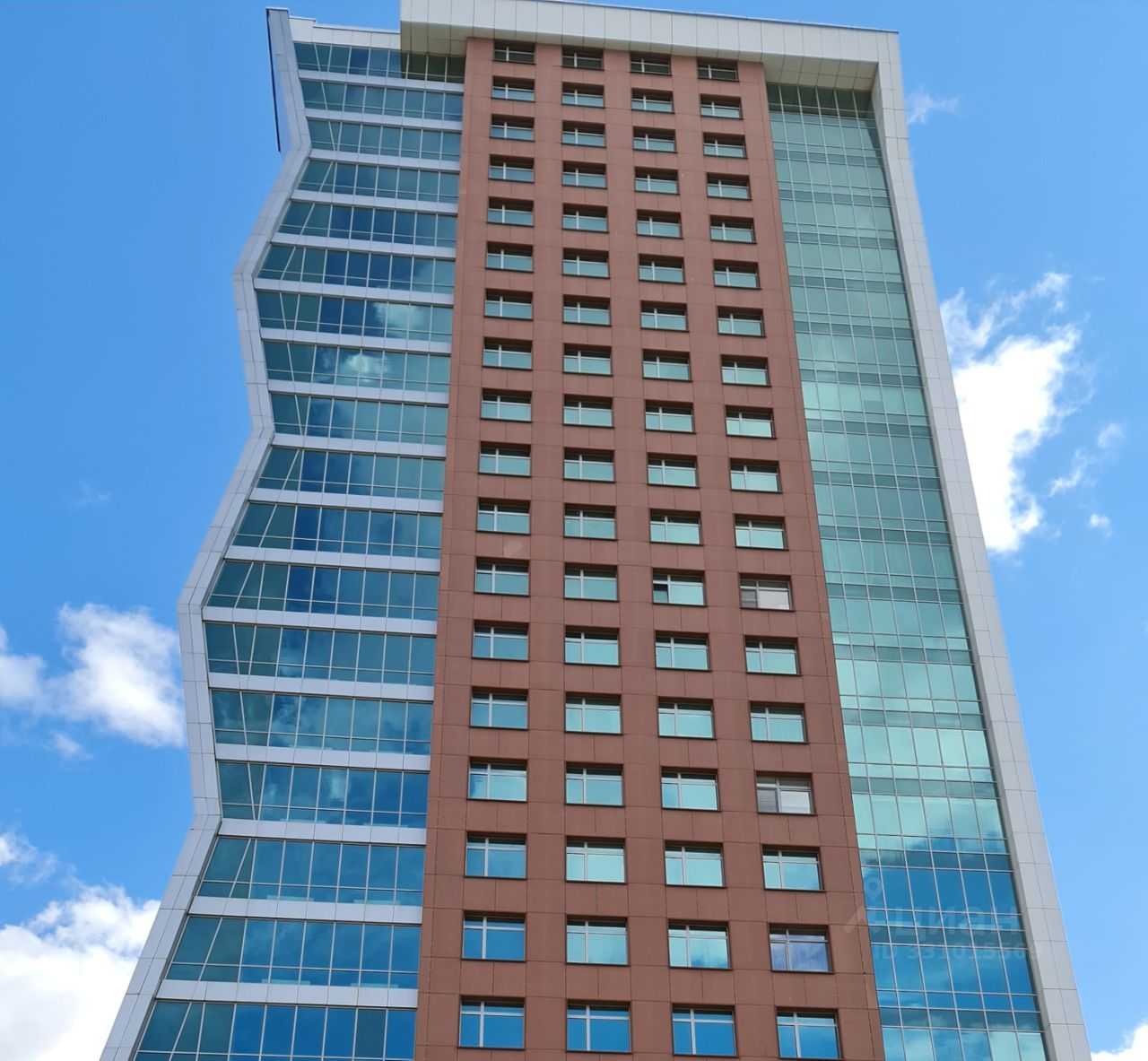 2-комнатная квартира, 63 м² — фотография 2