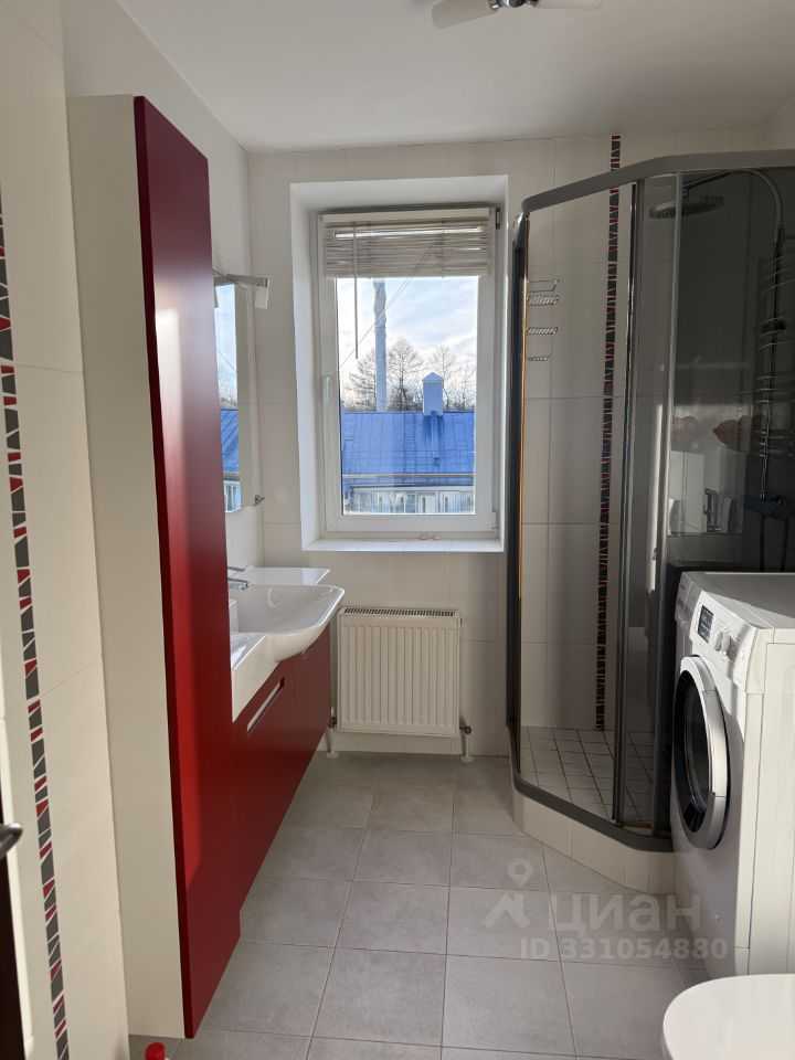 4-комнатная квартира, 126 м² — фотография 3