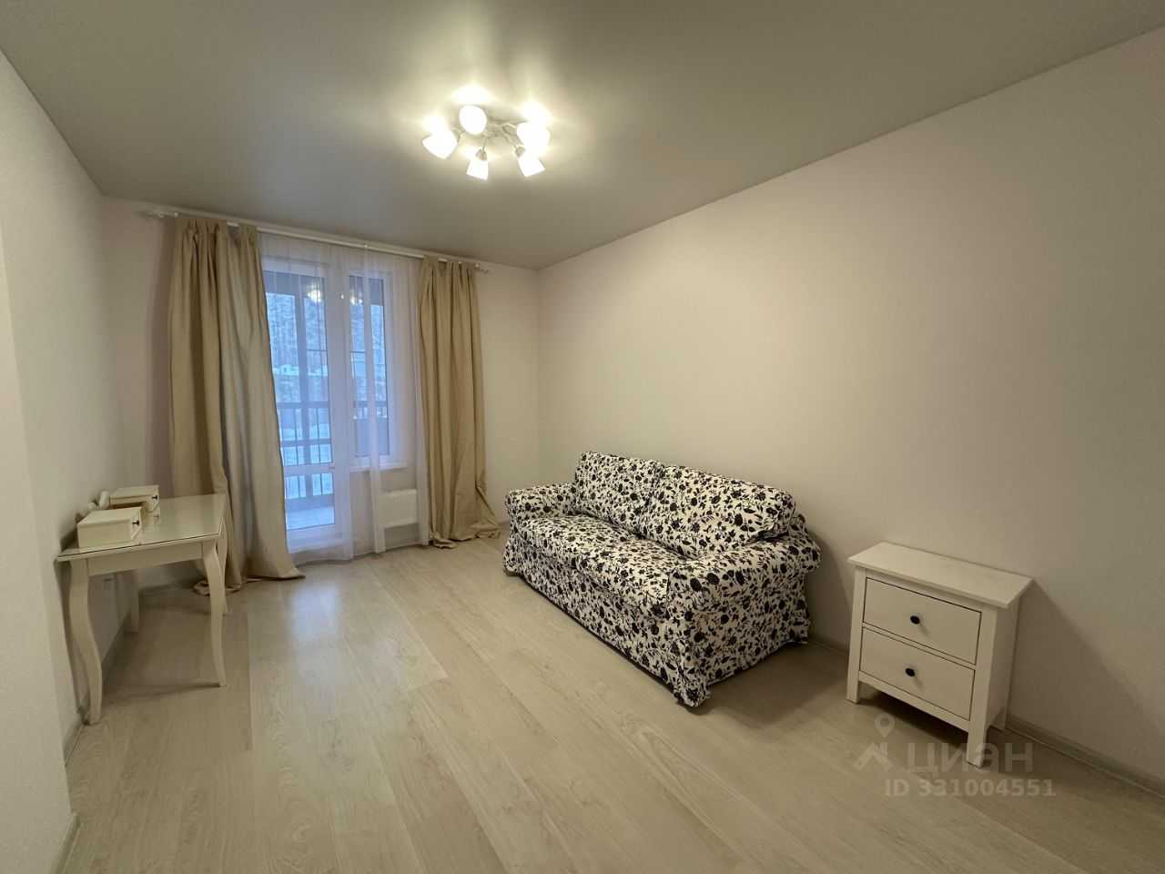 2-комнатная квартира, 50 м² — фотография 2