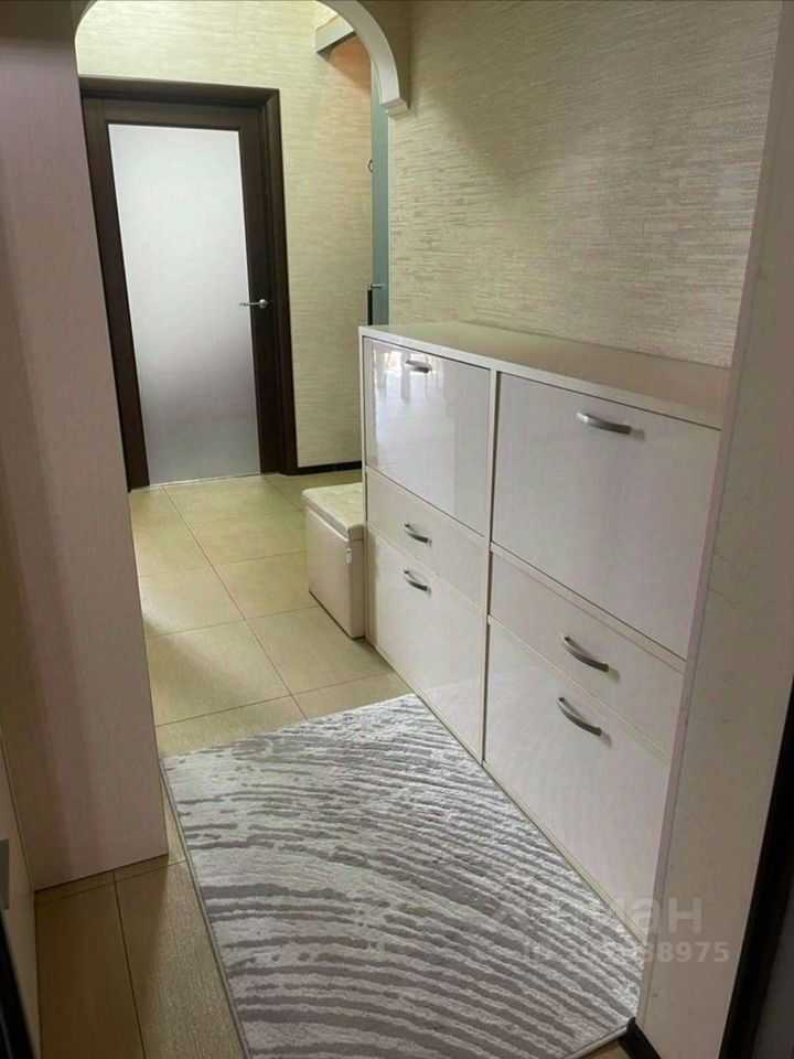 1-комнатная квартира, 60 м² — фотография 2