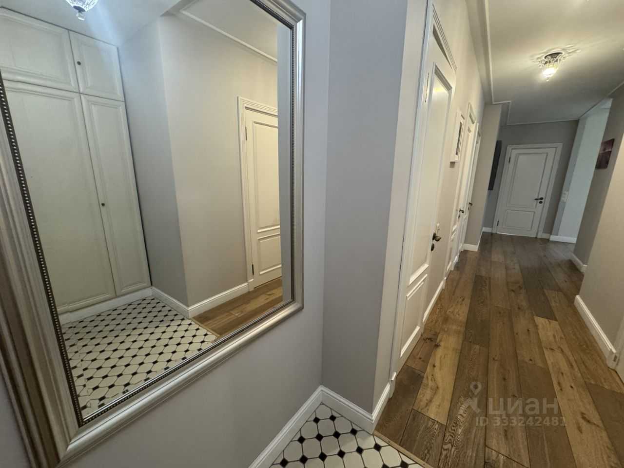 4-комнатная квартира, 117 м² — фотография 2