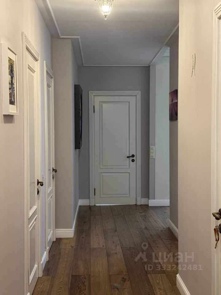 4-комнатная квартира, 117 м² — фотография 3