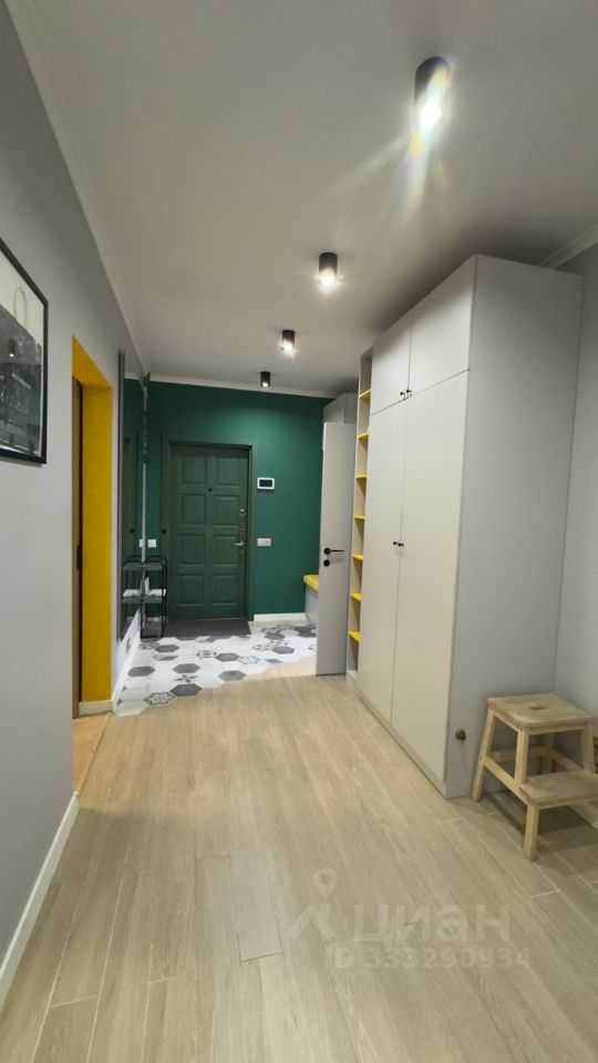 3-комнатная квартира, 76 м² — фотография 2