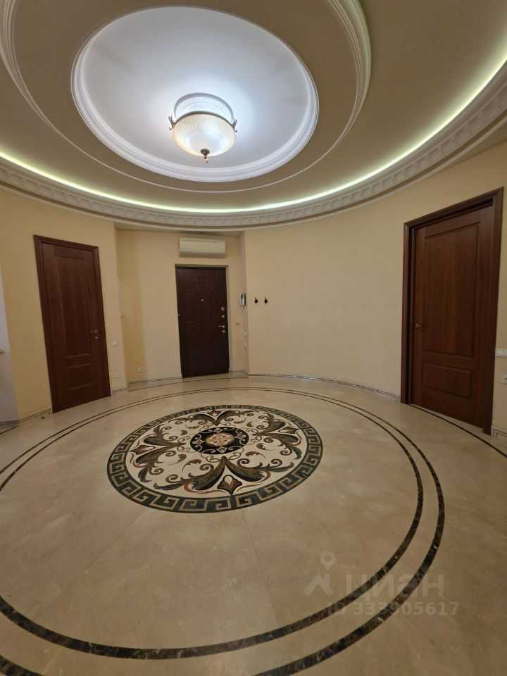 3-комнатная квартира, 136 м²
