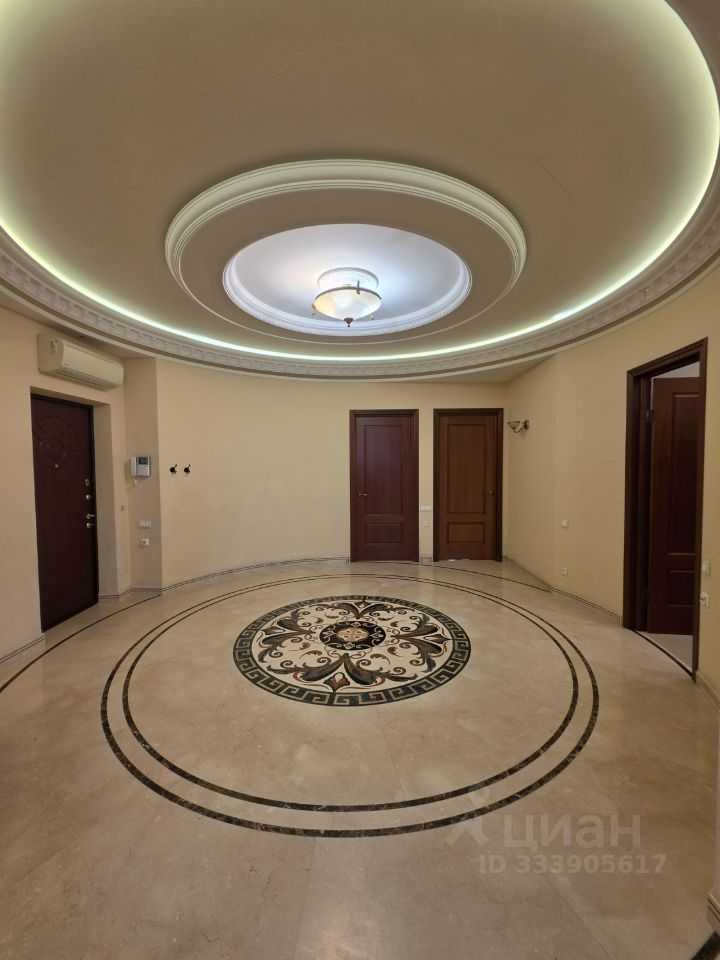 3-комнатная квартира, 136 м² — фотография 2