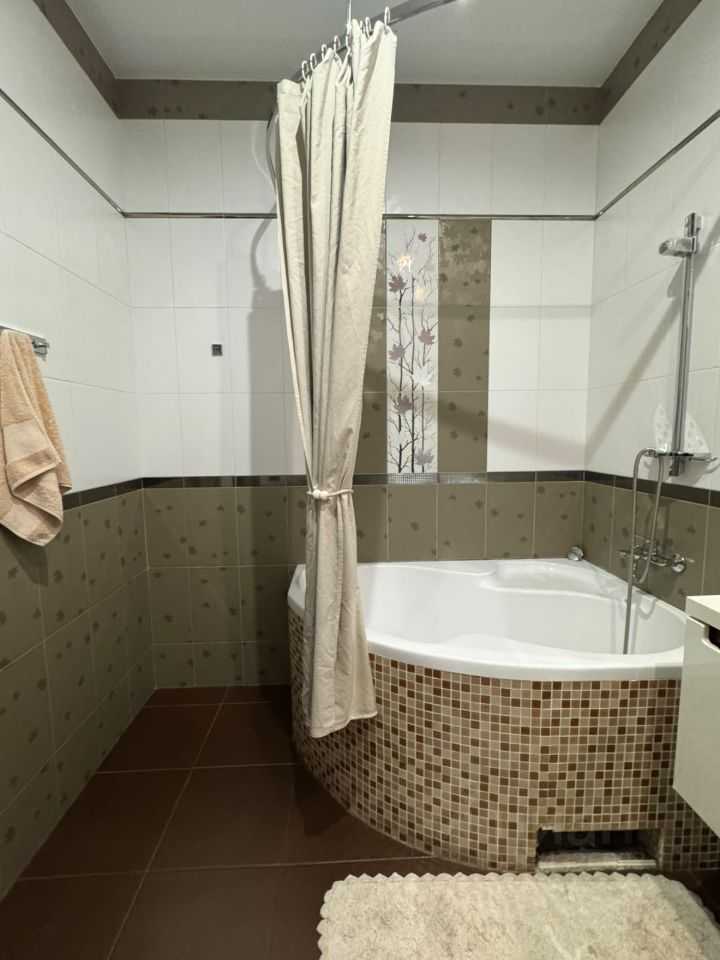 3-комнатная квартира, 114 м² — фотография 3