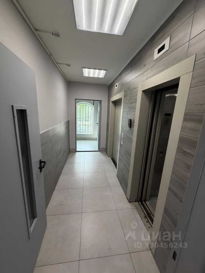 2-комнатная квартира, 70 м² — фотография 2