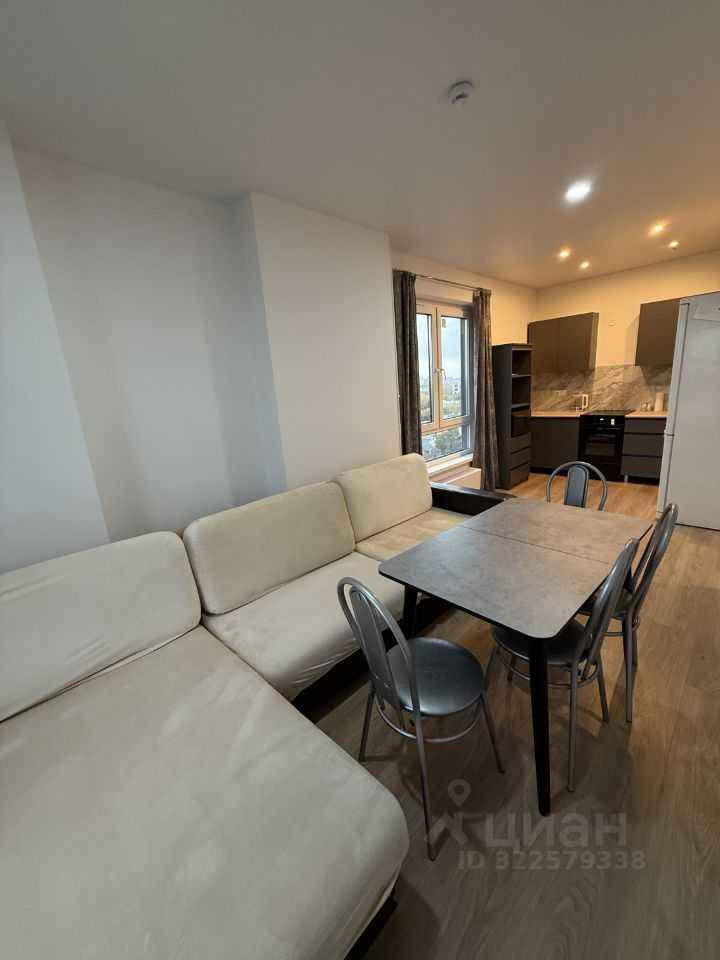 2-комнатная квартира, 55 м² — фотография 2