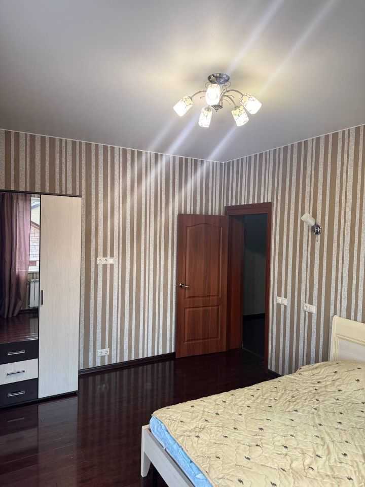 2-комнатная квартира, 80 м² — фотография 2