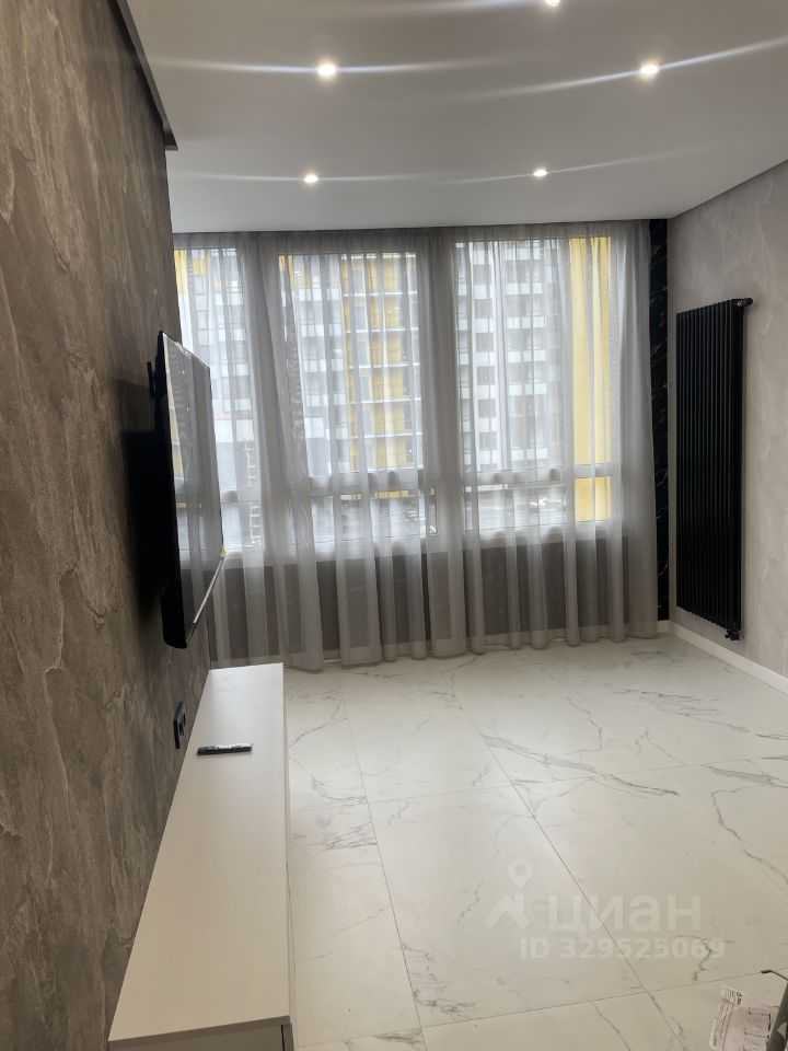 2-комнатная квартира, 64 м² — фотография 3