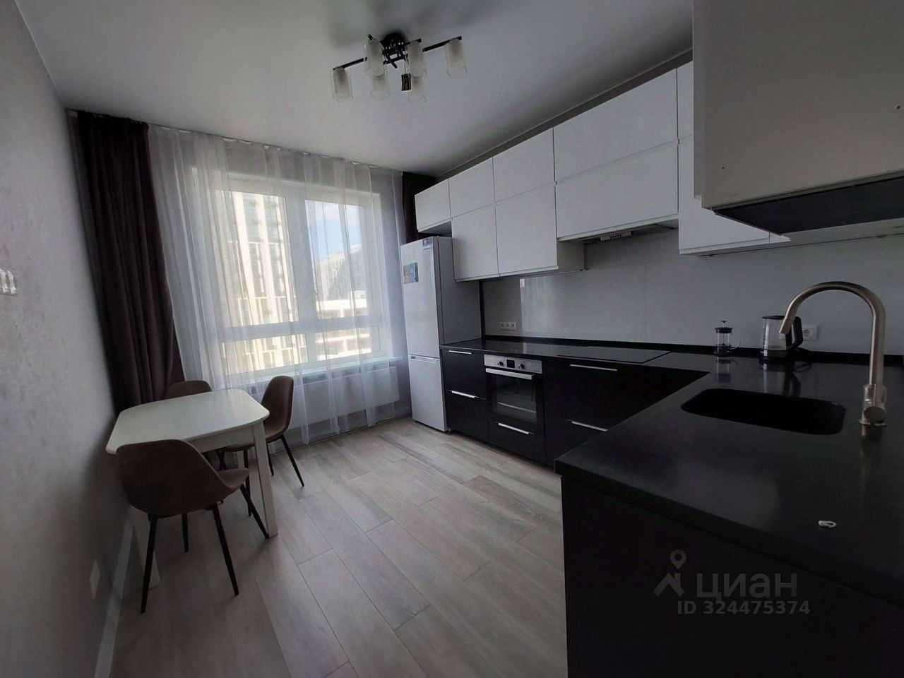 1-комнатная квартира, 42 м² — фотография 3