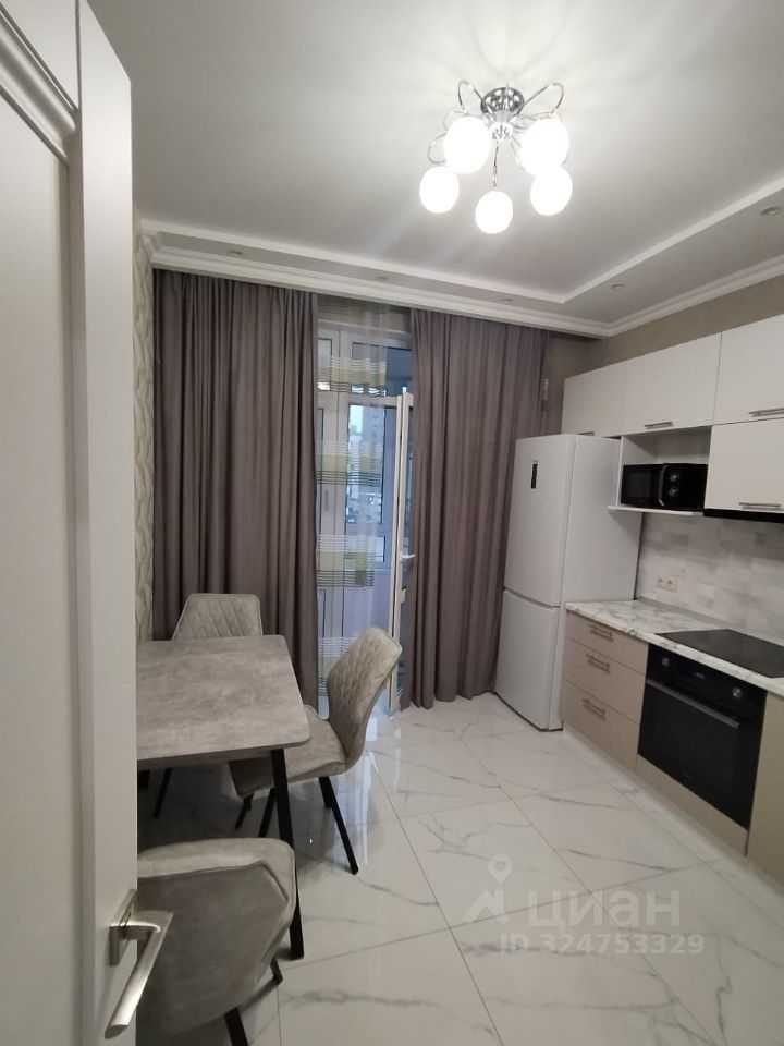 1-комнатная квартира, 42 м² — фотография 3