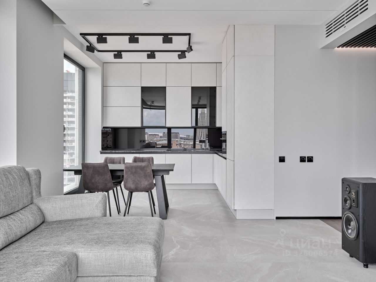 3-комнатная квартира, 85 м² — фотография 2
