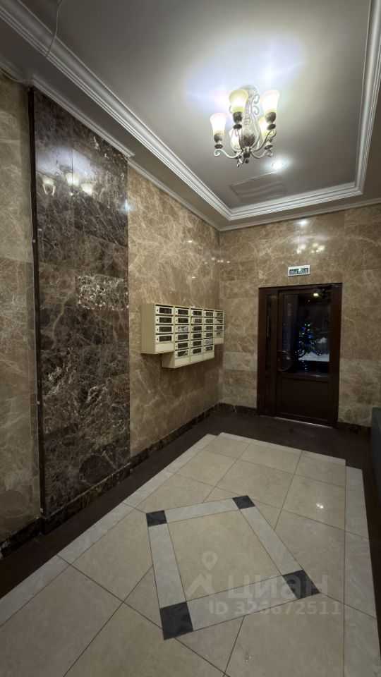 2-комнатная квартира, 77 м² — фотография 2