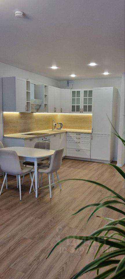 3-комнатная квартира, 90 м²