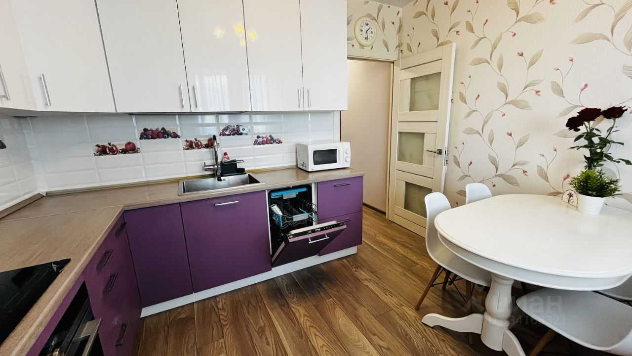 2-комнатная квартира, 60,9 м² — фотография 2