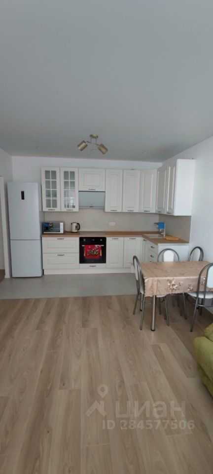 4-комнатная квартира, 91 м² — фотография 3