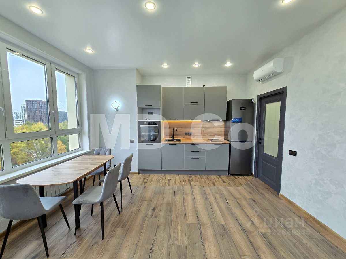 4-комнатная квартира, 90 м² — фотография 2