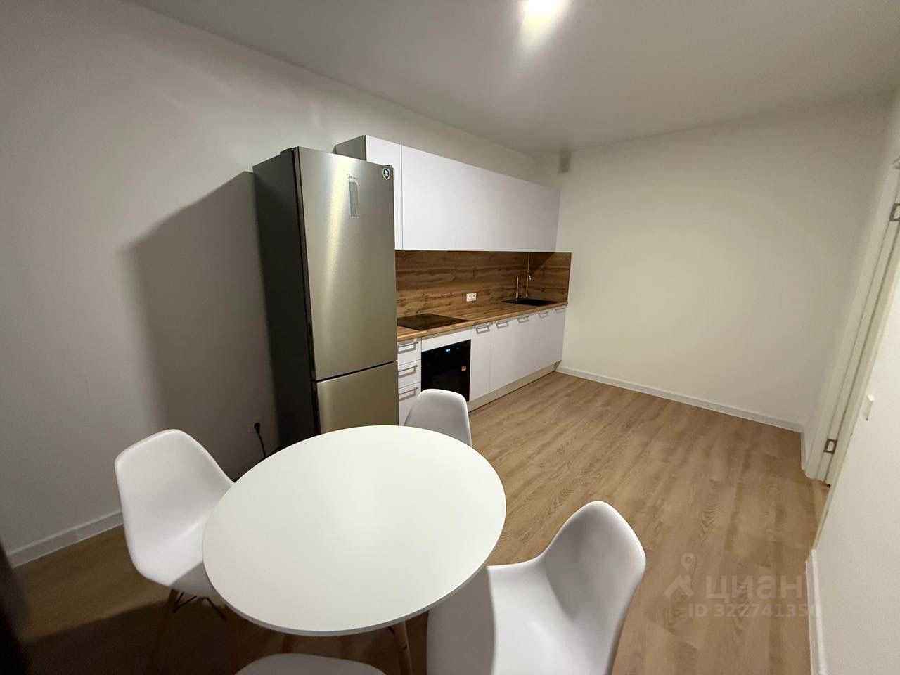 2-комнатная квартира, 60 м² — фотография 2