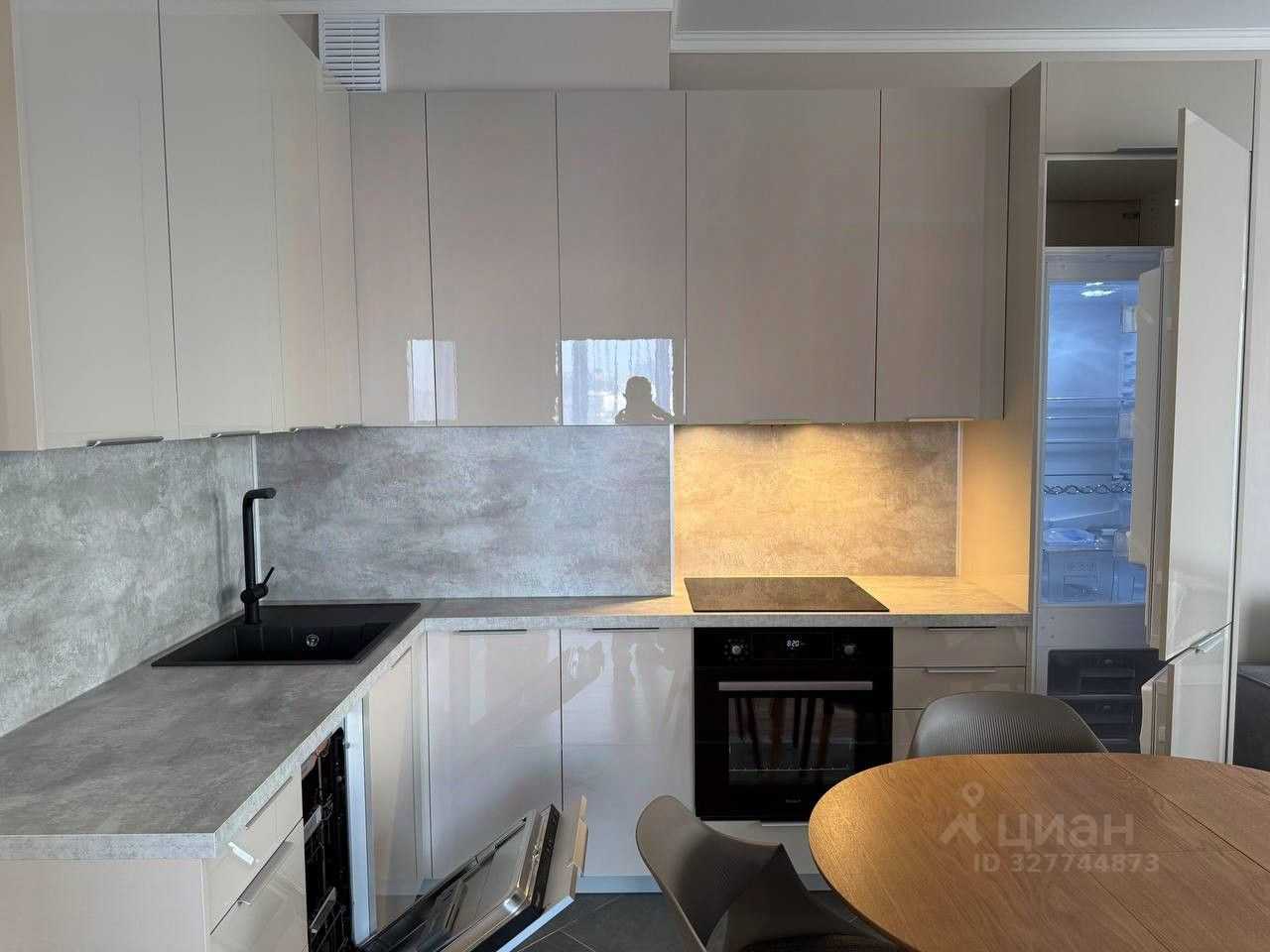 4-комнатная квартира, 77 м² — фотография 3