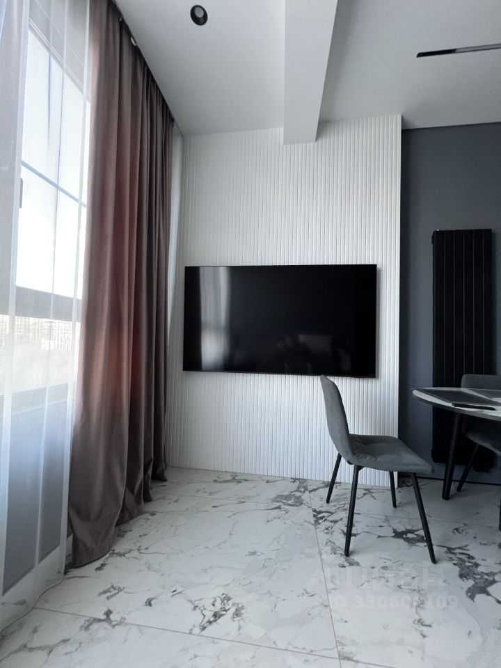 1-комнатная квартира, 35 м² — фотография 2