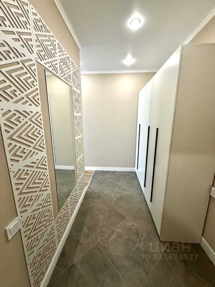1-комнатная квартира, 52 м² — фотография 2