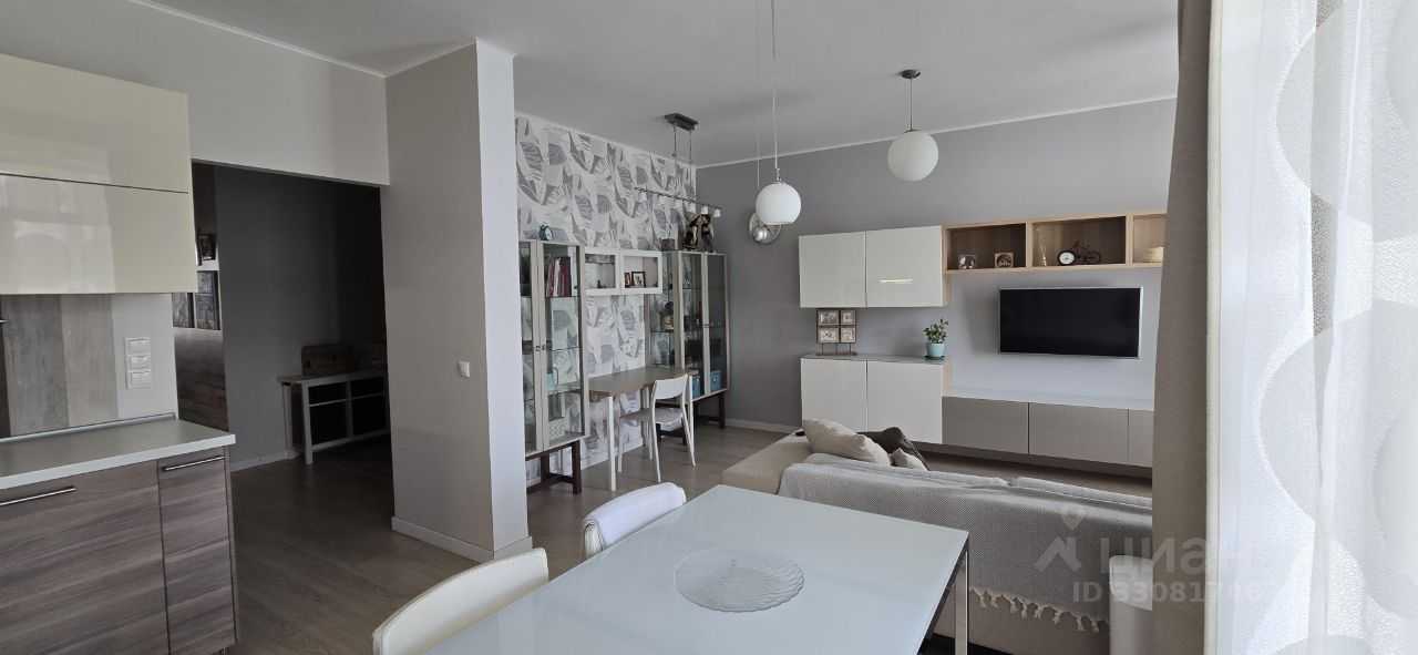 2-комнатная квартира, 64,6 м² — фотография 2