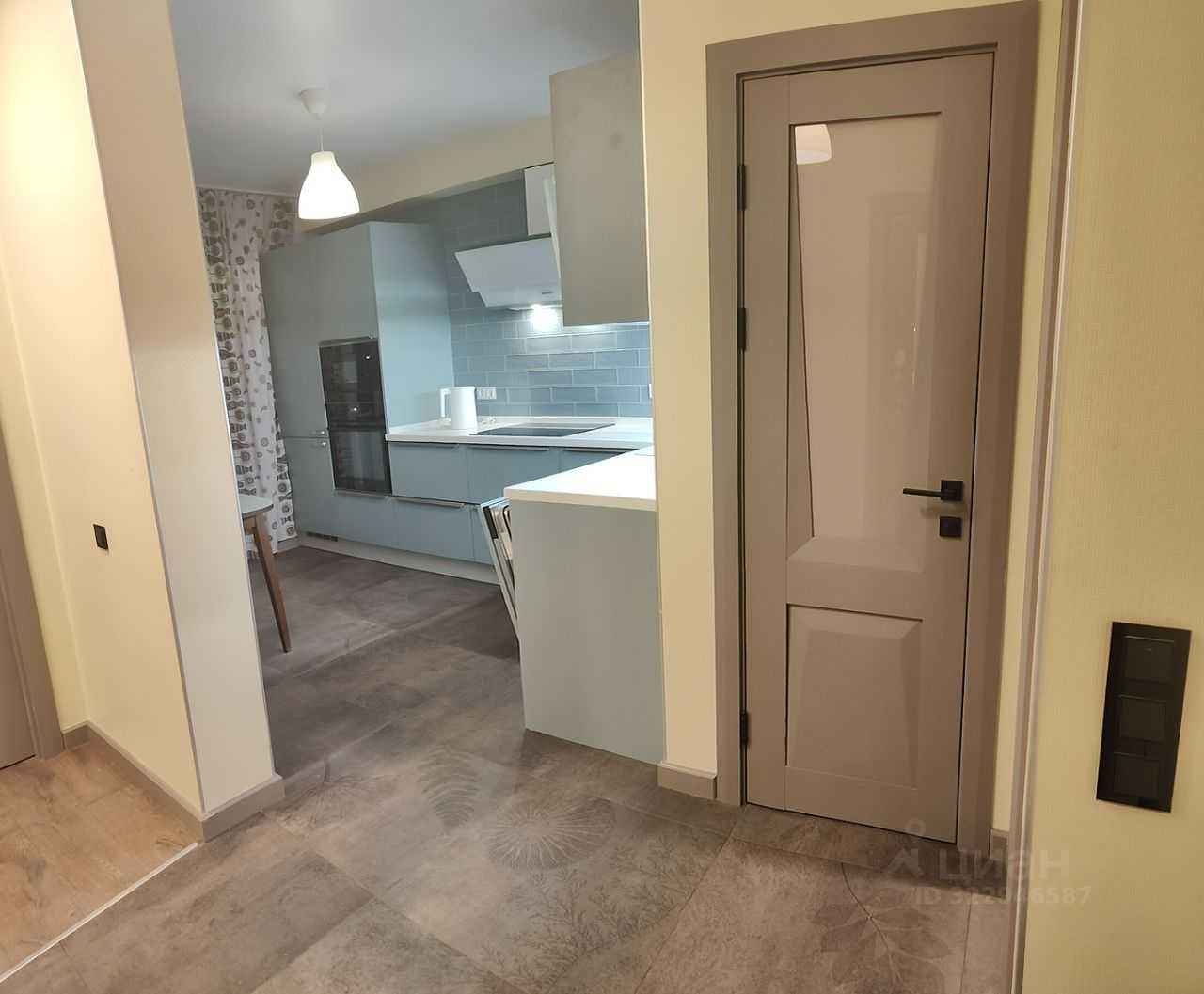 2-комнатная квартира, 55 м² — фотография 3