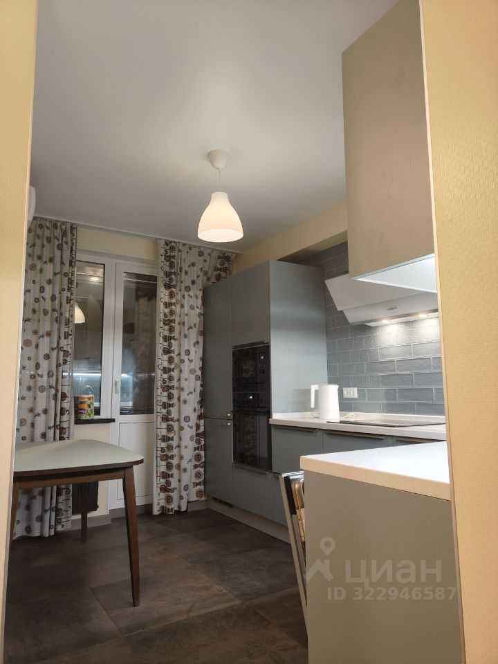 2-комнатная квартира, 55 м² — фотография 2